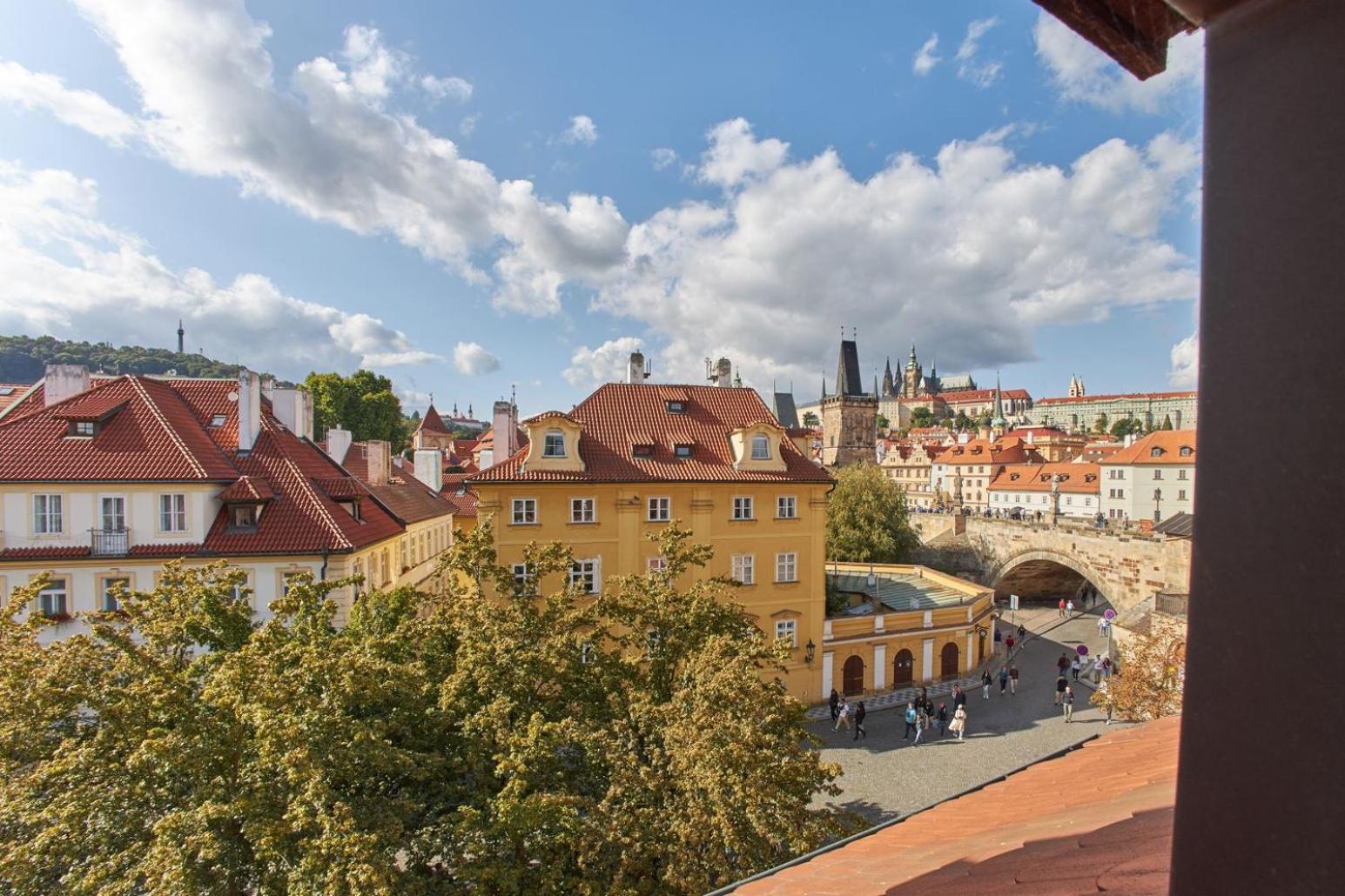 River View Residence By Charles Bridge Prag Exteriör bild
