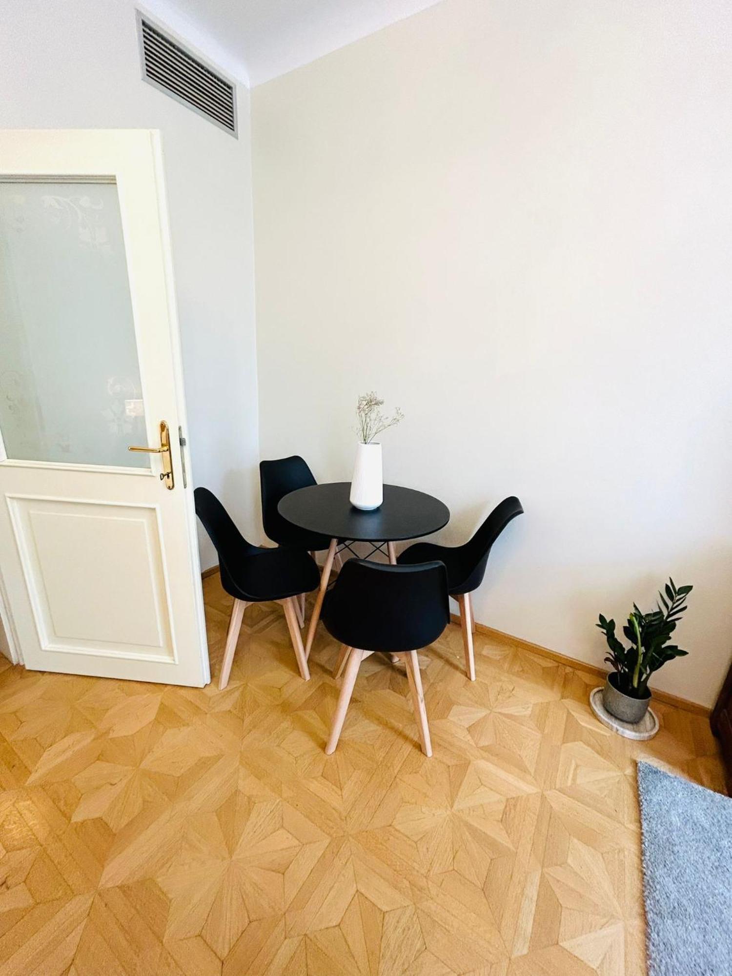River View Residence By Charles Bridge Prag Exteriör bild