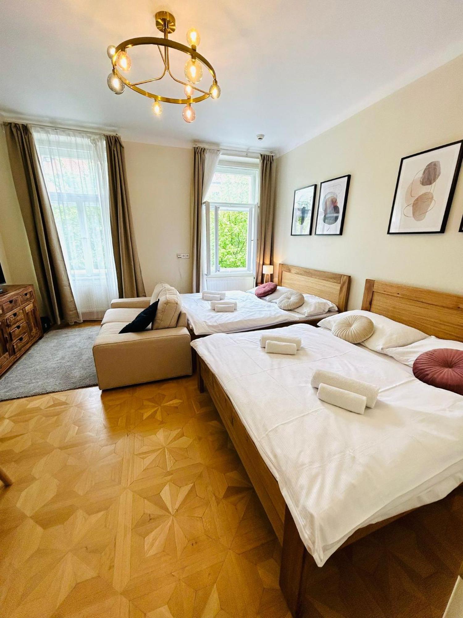 River View Residence By Charles Bridge Prag Exteriör bild